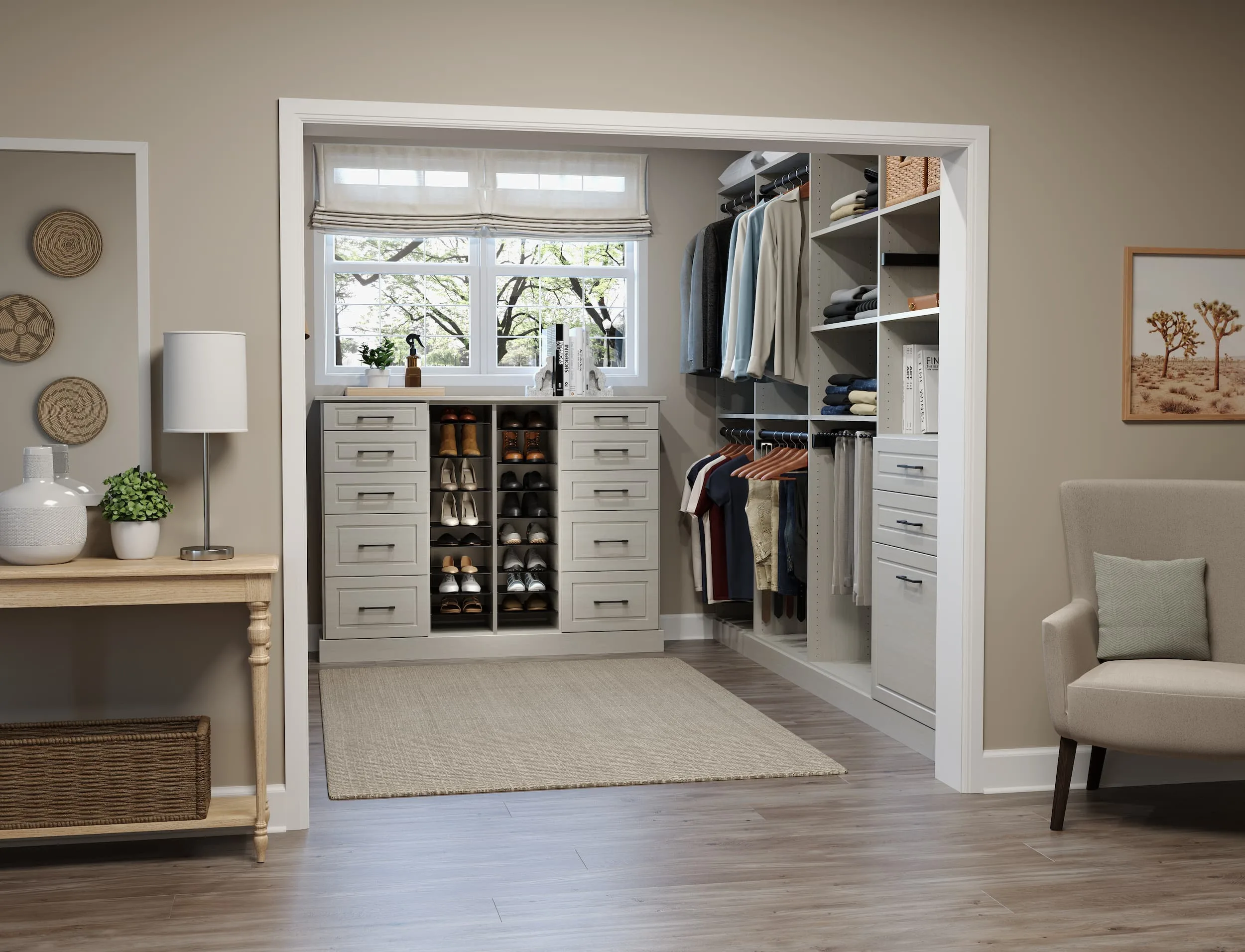 Luxury Walk-In with Window